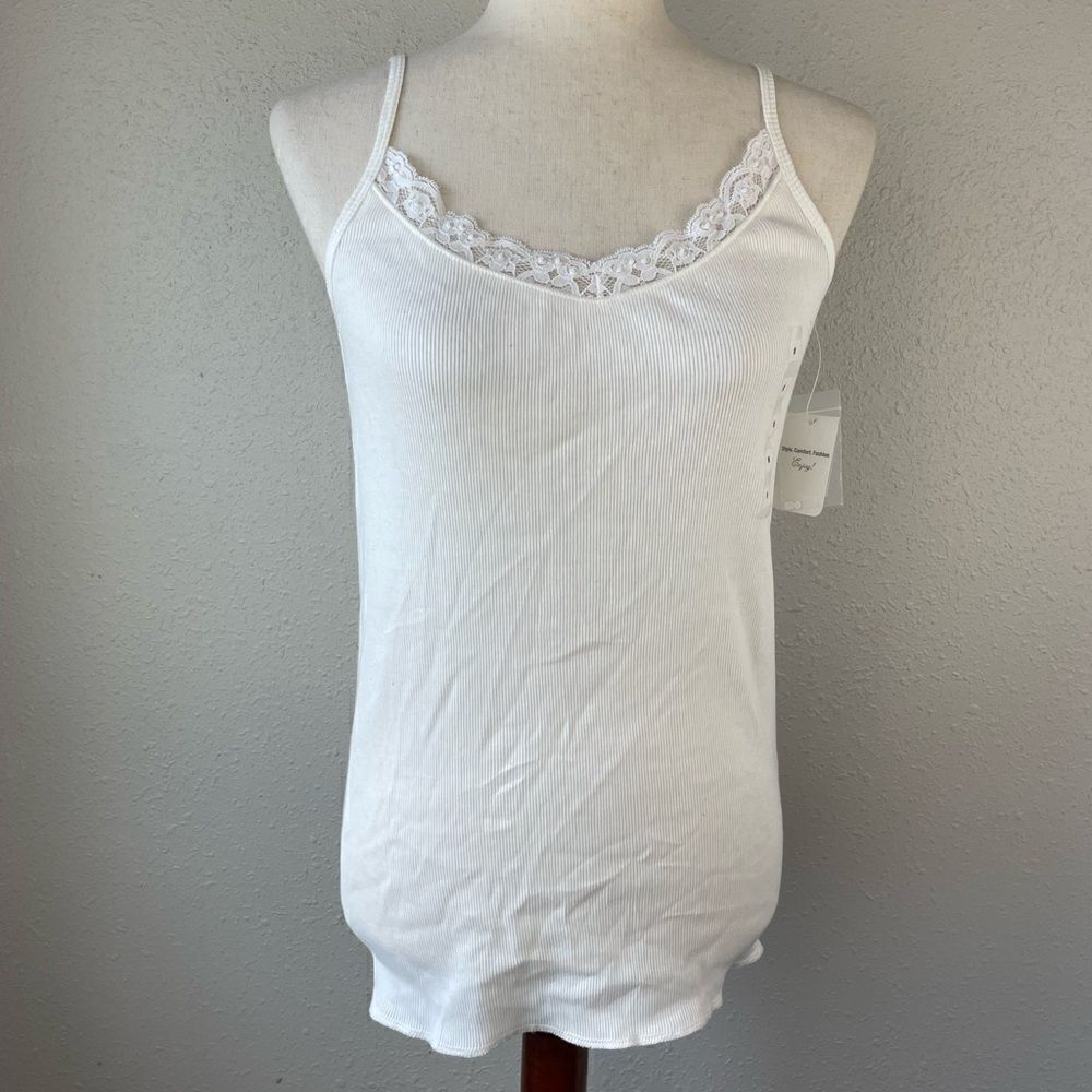 NWT JW White Tank Top Size M